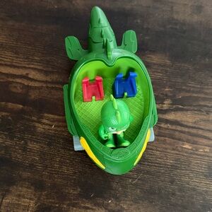 Dinosaur Adventure Playset with Green Figures
